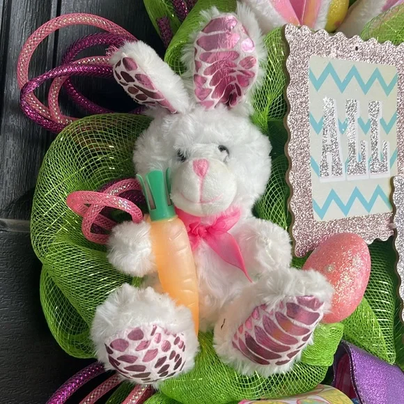 All Bunnies Welcome Door Wreath - Picture 8 of 13